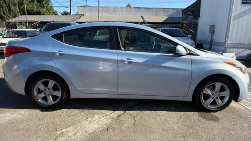 2012 Hyundai ELANTRA Limited