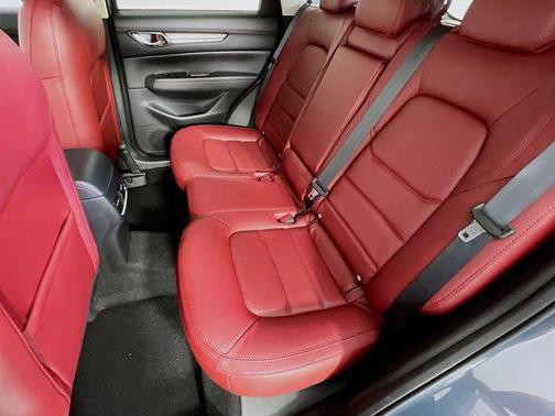2025 Mazda CX-5 Carbon Edition