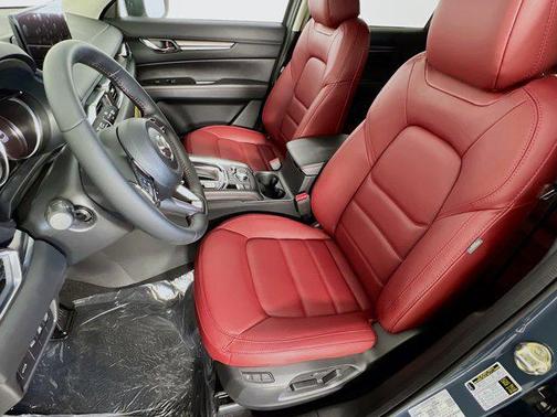 2025 Mazda CX-5 Carbon Edition