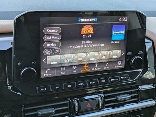 2025 Nissan Pathfinder Platinum 4WD