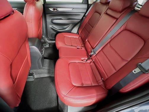 2025 Mazda CX-5 Carbon Edition