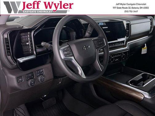 2025 Chevrolet Silverado 3500 LT