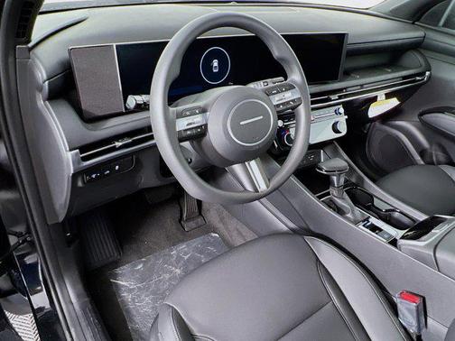 2025 Hyundai SANTA CRUZ SEL Activity