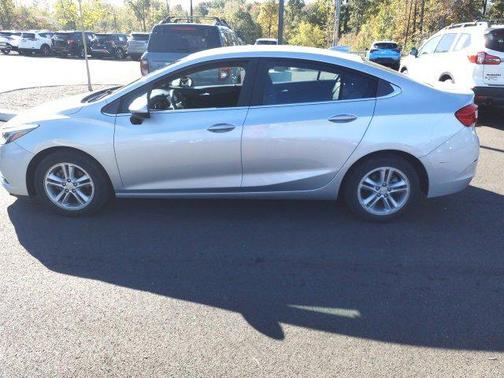 2016 Chevrolet Cruze LT Auto