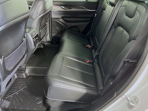 2024 Jeep Grand Cherokee Limited X