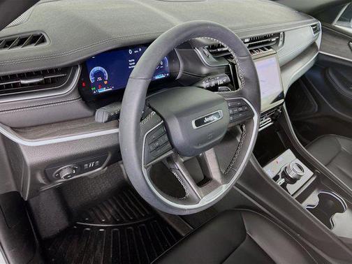 2024 Jeep Grand Cherokee Limited X