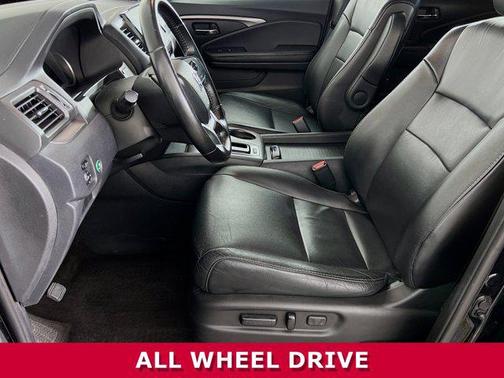 Crystal Black Pearl 2019 Honda Pilot EX-L