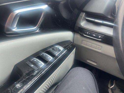 2023 Kia Carnival EX