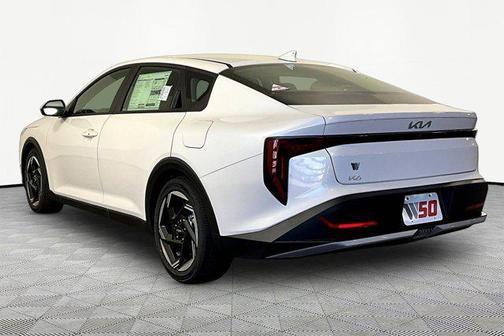 Snow White Pearl 2026 Kia K4 EX