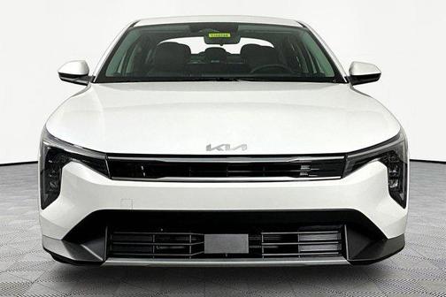 Snow White Pearl 2026 Kia K4 EX