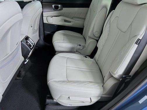 2026 Kia Sorento Hybrid SX Prestige