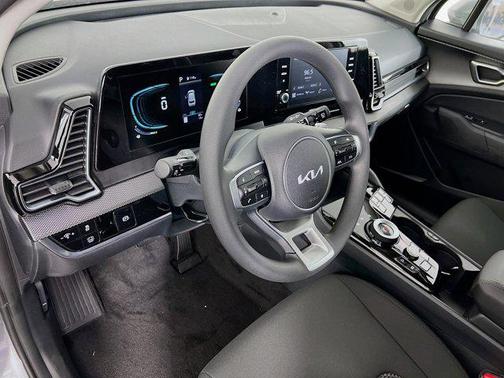 2025 Kia Sportage Hybrid LX