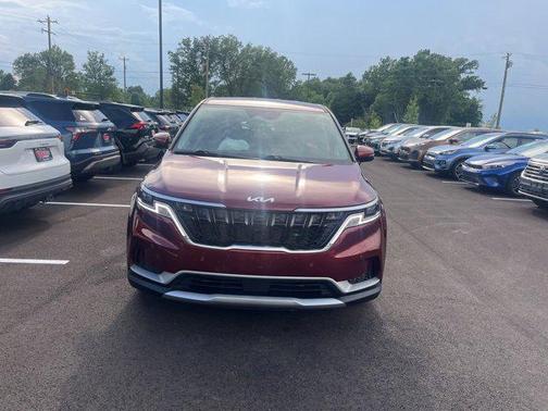 2024 Kia Carnival EX