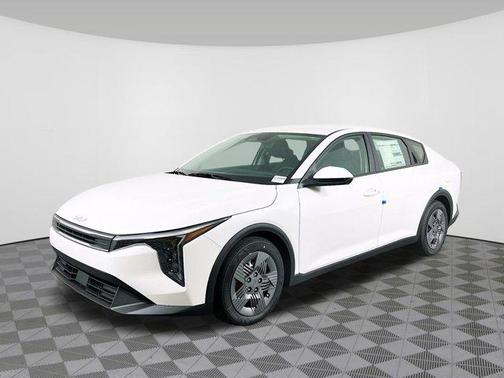 2025 Kia K4 LX
