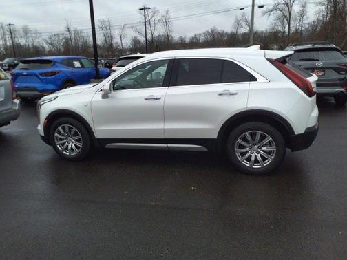 2019 Cadillac XT4 Premium Luxury