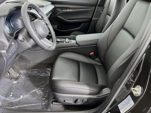 2026 Mazda Mazda3 FWD w/Preferred Package