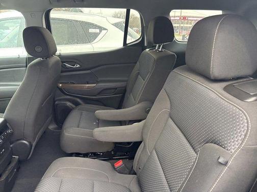 2023 GMC Acadia FWD SLE