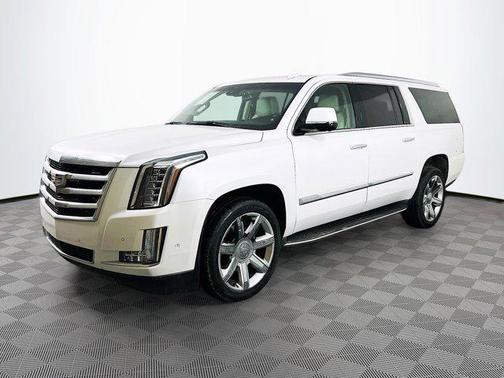 2017 Cadillac Escalade ESV Luxury