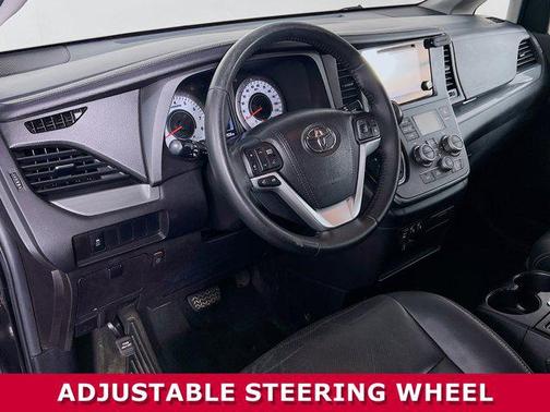 2015 Toyota Sienna SE