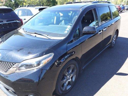 2015 Toyota Sienna SE