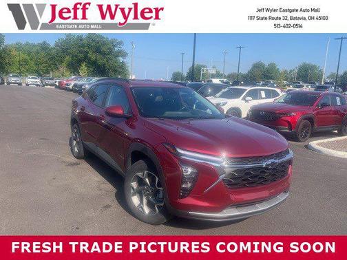 2025 Chevrolet Trax LT