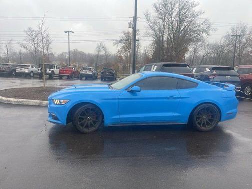 2017 Ford Mustang EcoBoost