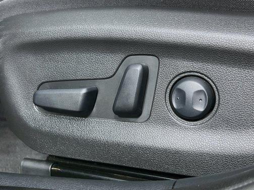 2018 Hyundai Elantra GT Base