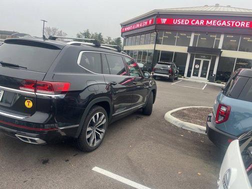 2023 Volkswagen Atlas 3.6L SEL Premium