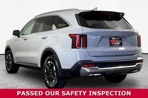 Wolf Gray 2025 Kia Sorento S