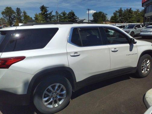 2020 Chevrolet Traverse LT Cloth