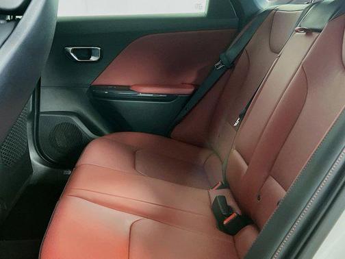 Snow White Pearl 2026 Kia K4 GT-Line