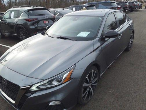 2022 Nissan Altima SR VC-Turbo FWD