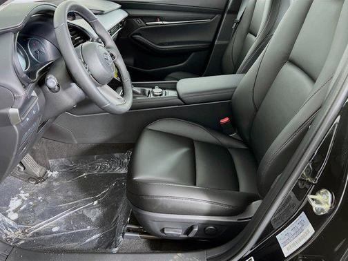 2026 Mazda Mazda3 FWD w/Preferred Package