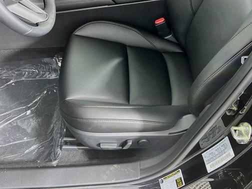 2026 Mazda Mazda3 FWD w/Preferred Package