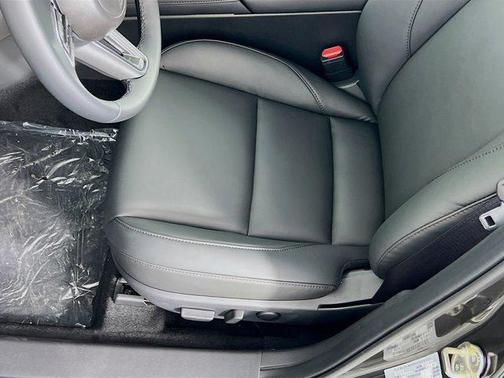 2025 Mazda Mazda3 FWD w/Preferred Package