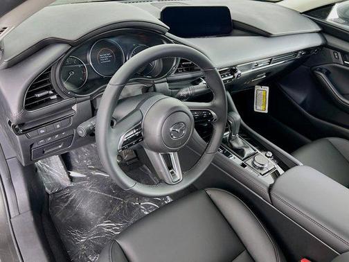 2025 Mazda Mazda3 FWD w/Preferred Package
