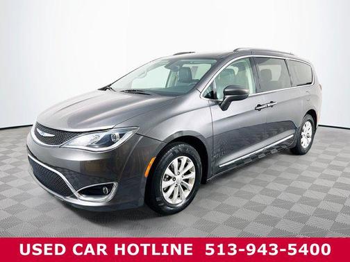 2018 Chrysler Pacifica Touring-L