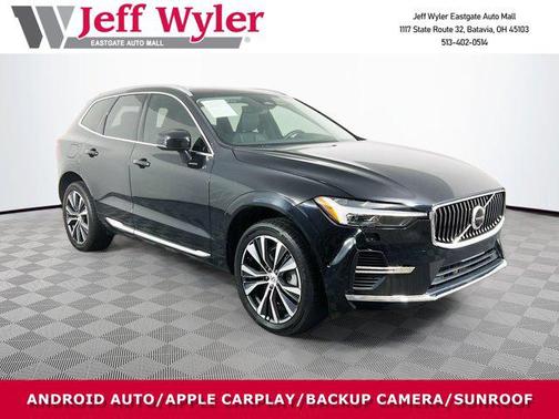 2022 Volvo XC60 Recharge Plug-In Hybrid T8 Inscription Expression