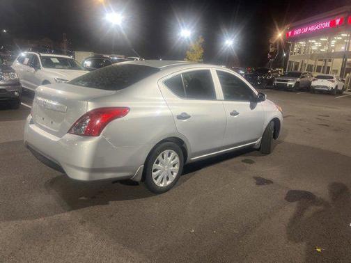 2018 Nissan Versa 1.6 S