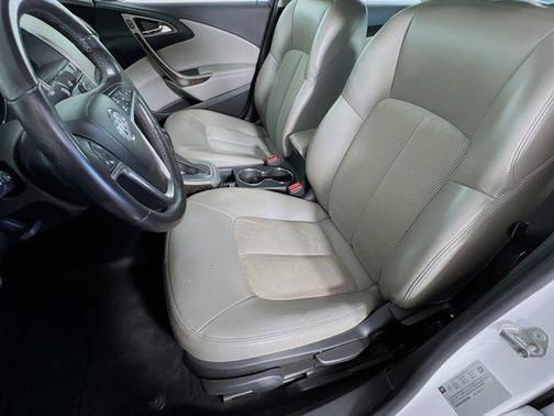 2013 Buick Verano Base