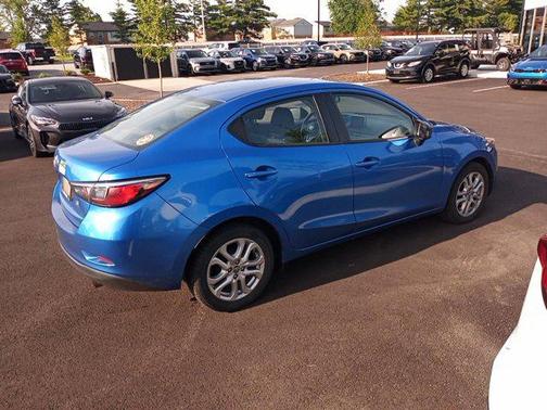 2017 Toyota Yaris iA Base