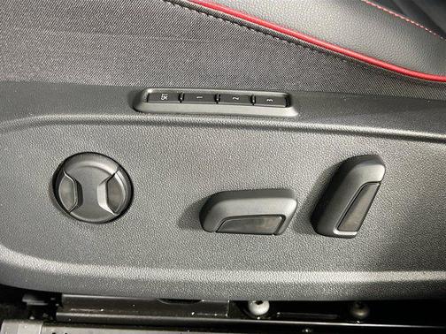 2024 Volkswagen Golf GTI 2.0T S DSG