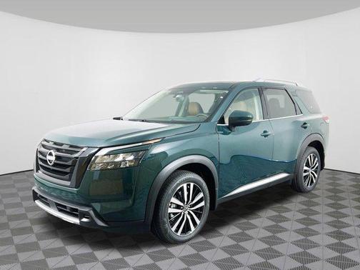 2025 Nissan Pathfinder Platinum 4WD