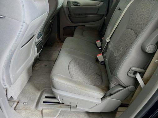 2017 Chevrolet Traverse LS