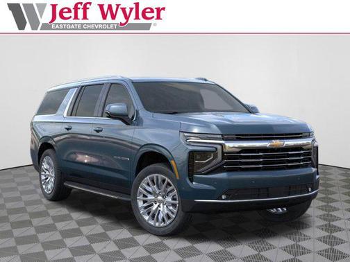 2025 Chevrolet Suburban LT