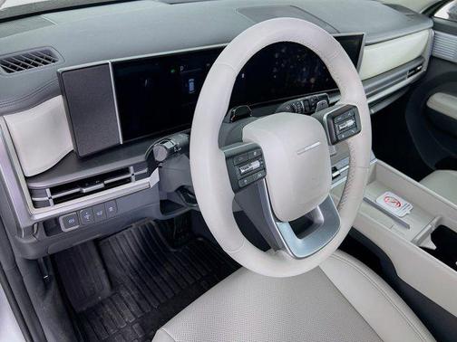 2025 Hyundai SANTA FE SEL 2.4