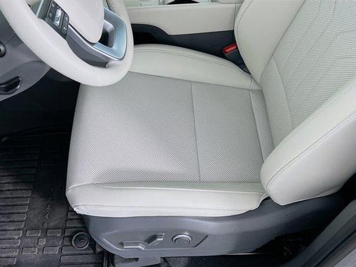 2025 Hyundai SANTA FE SEL 2.4