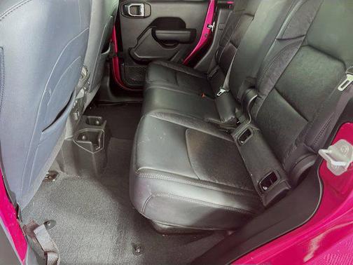 2024 Jeep Gladiator Sport S