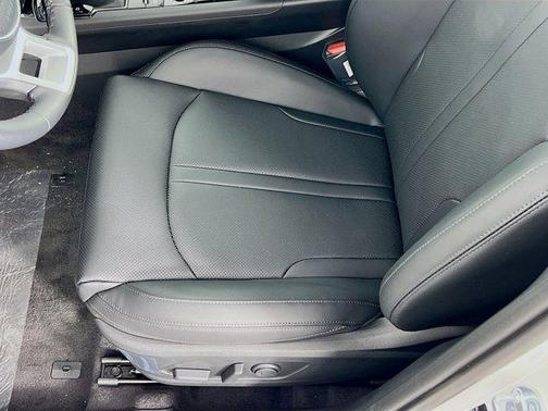 2025 Kia K5 EX