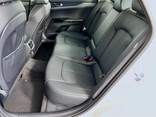 2025 Kia K5 EX
